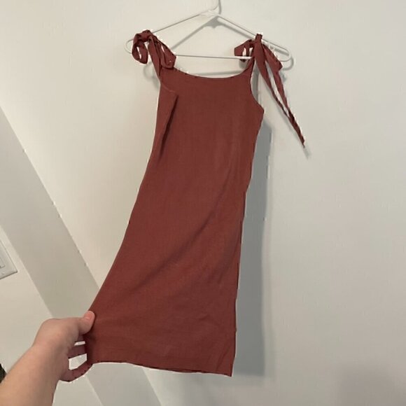 URBAN OUTFITTERS Rose Marie Tie Shoulder Mini Dress Mauve Ribbed Sweater Bodycon - Picture 9 of 16